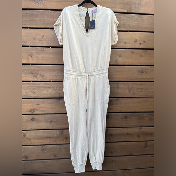 NWT N:philanthropy short-sleeve jumper / jogger, cream, Sz Medium - Picture 3 of 13